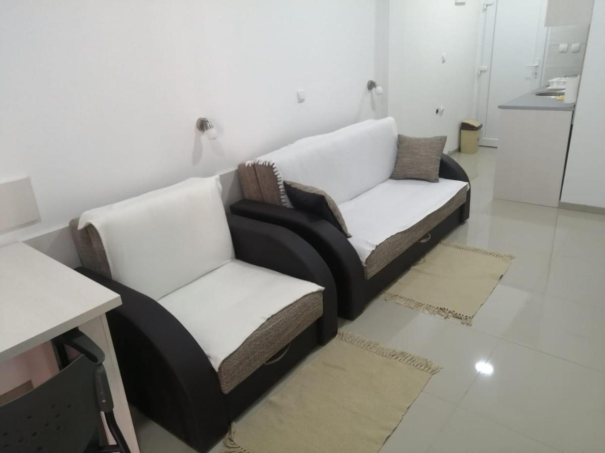 Apartment Maka 3 Соко Баня Екстериор снимка